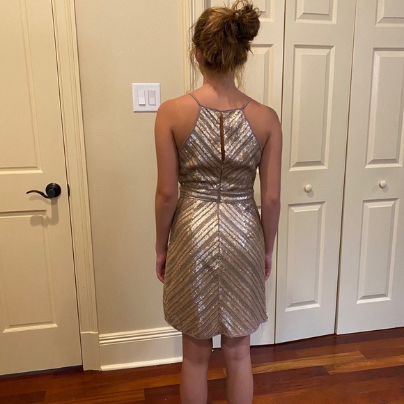 Gold cocktail dress worn once - Picture 3 of 4